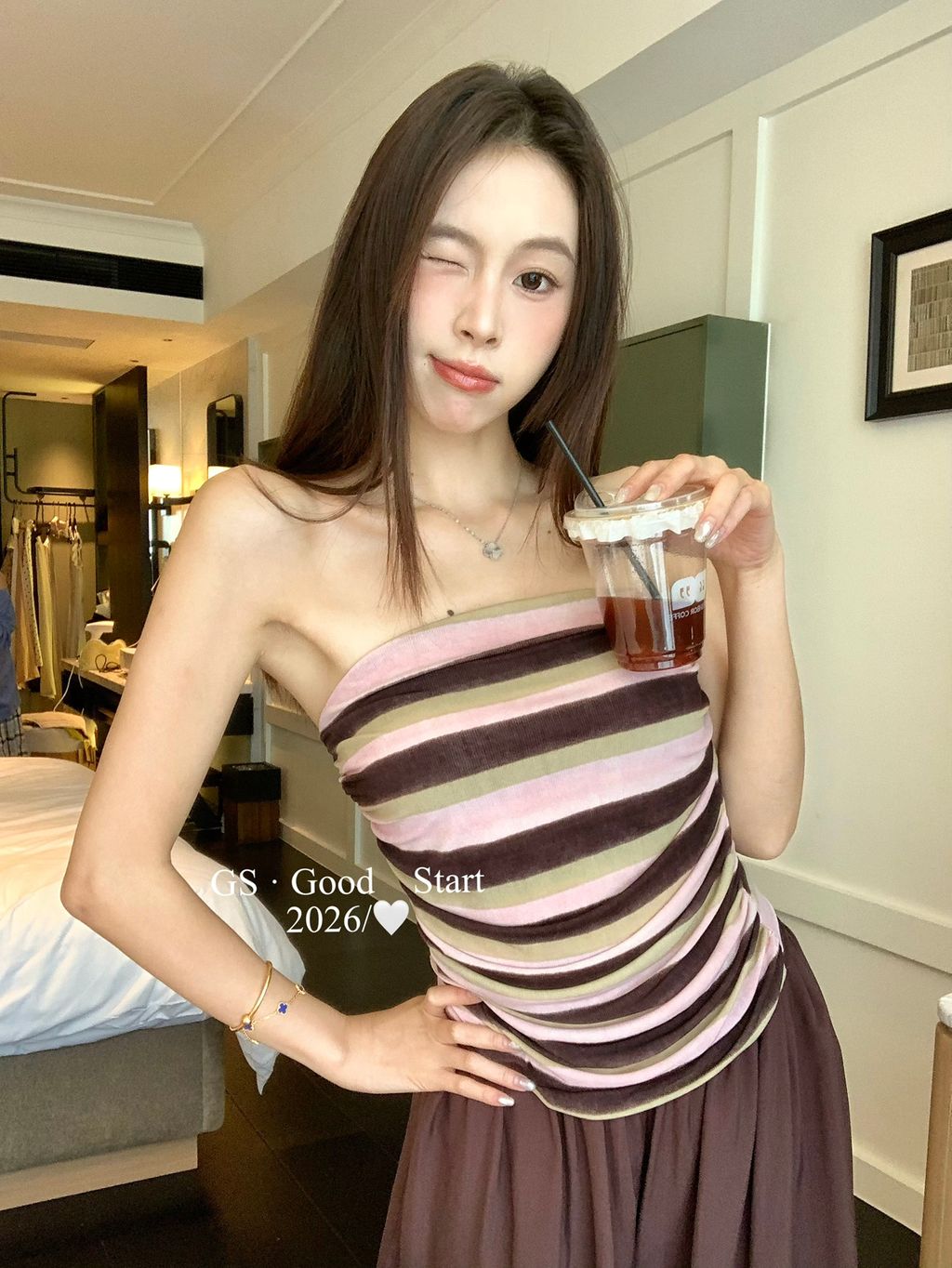 fbecaaf702f5a48a9c1850adee89bc83