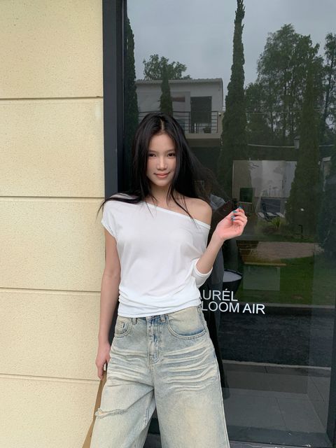 0409a2aebb65ebae33d4d4ea86ac9597