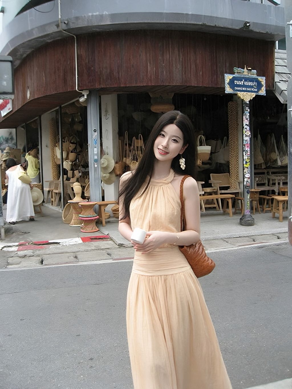 6e6ff1c2e1dcbd555024ef83abb5f76d