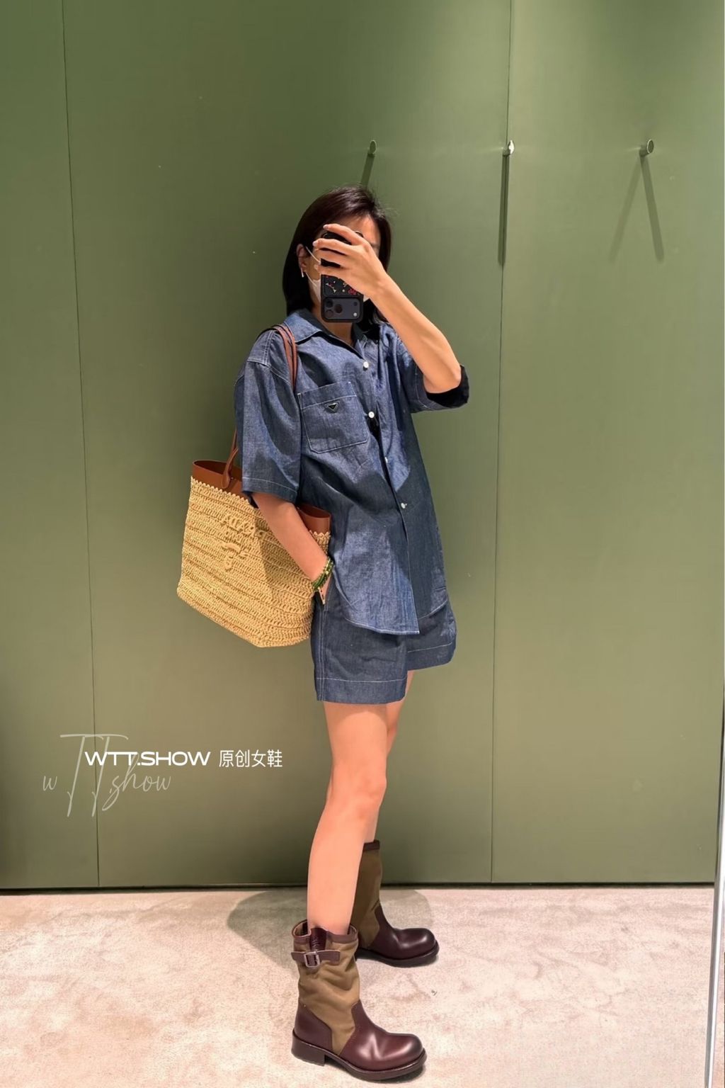 0fd990d784af1e52a1941e622a06ea8e