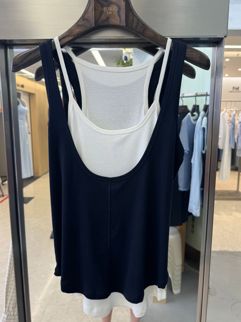 2e565ede0bcd646520196090346733f5