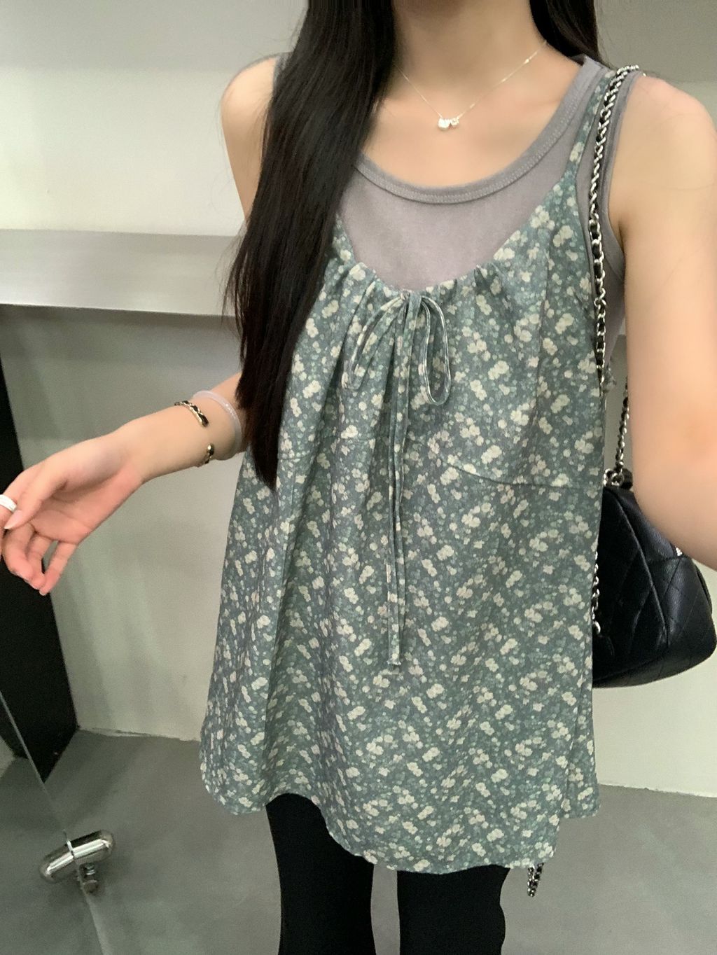 1b900ced4343f6a6725c8ff7b3d57560