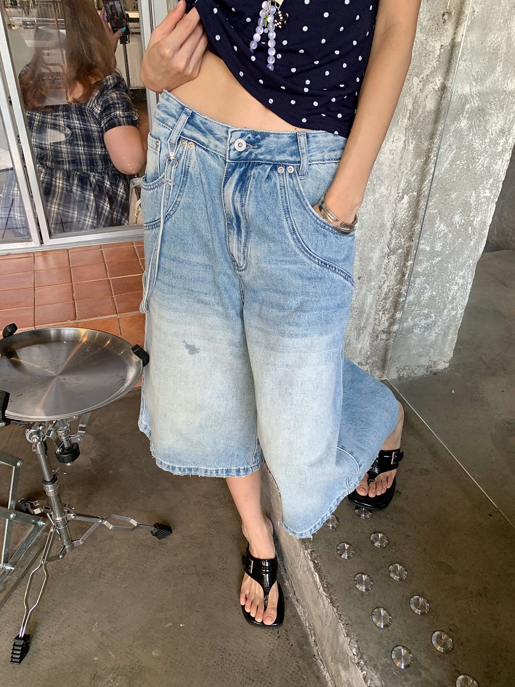 9812a062da9dde50035b4ffc438ae181
