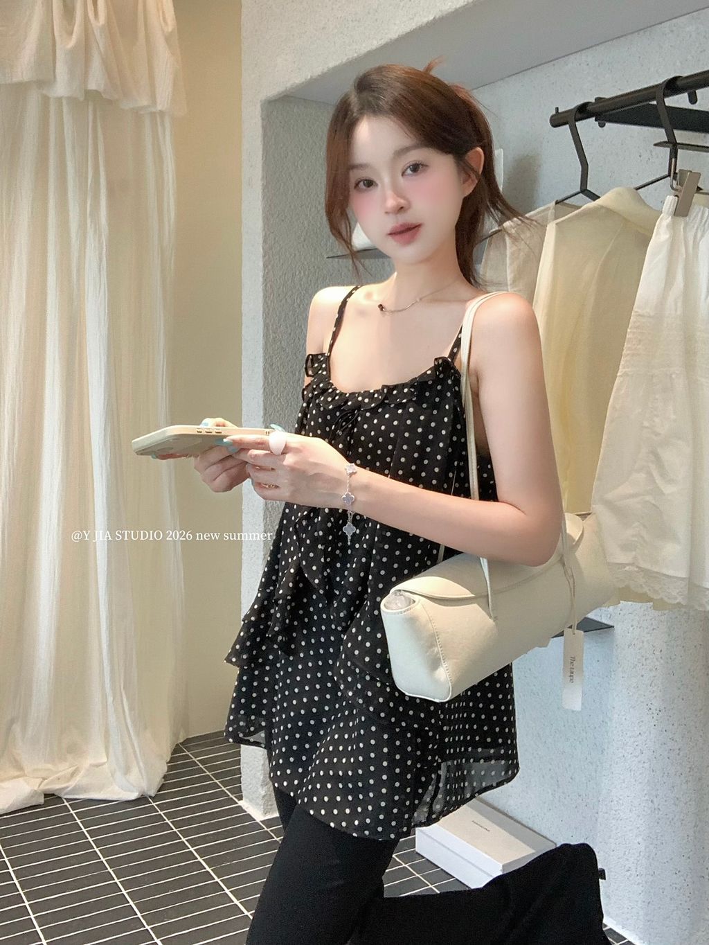 b5d7dfeb656fa7364c35a29533d1617b