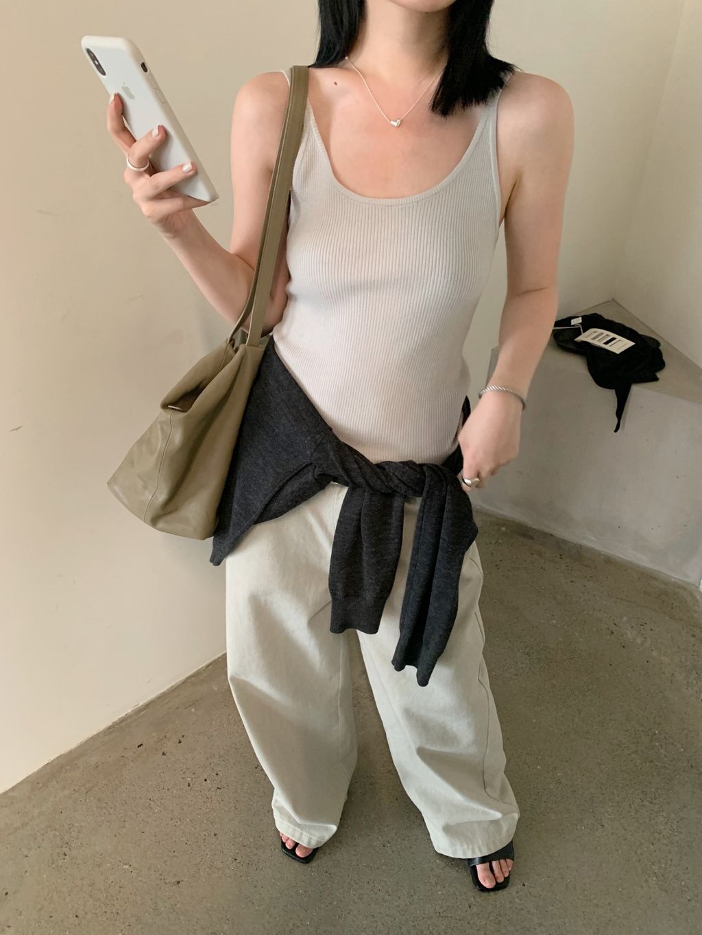 e7bbad59bc50b22d2fe864ccd17c8b3b