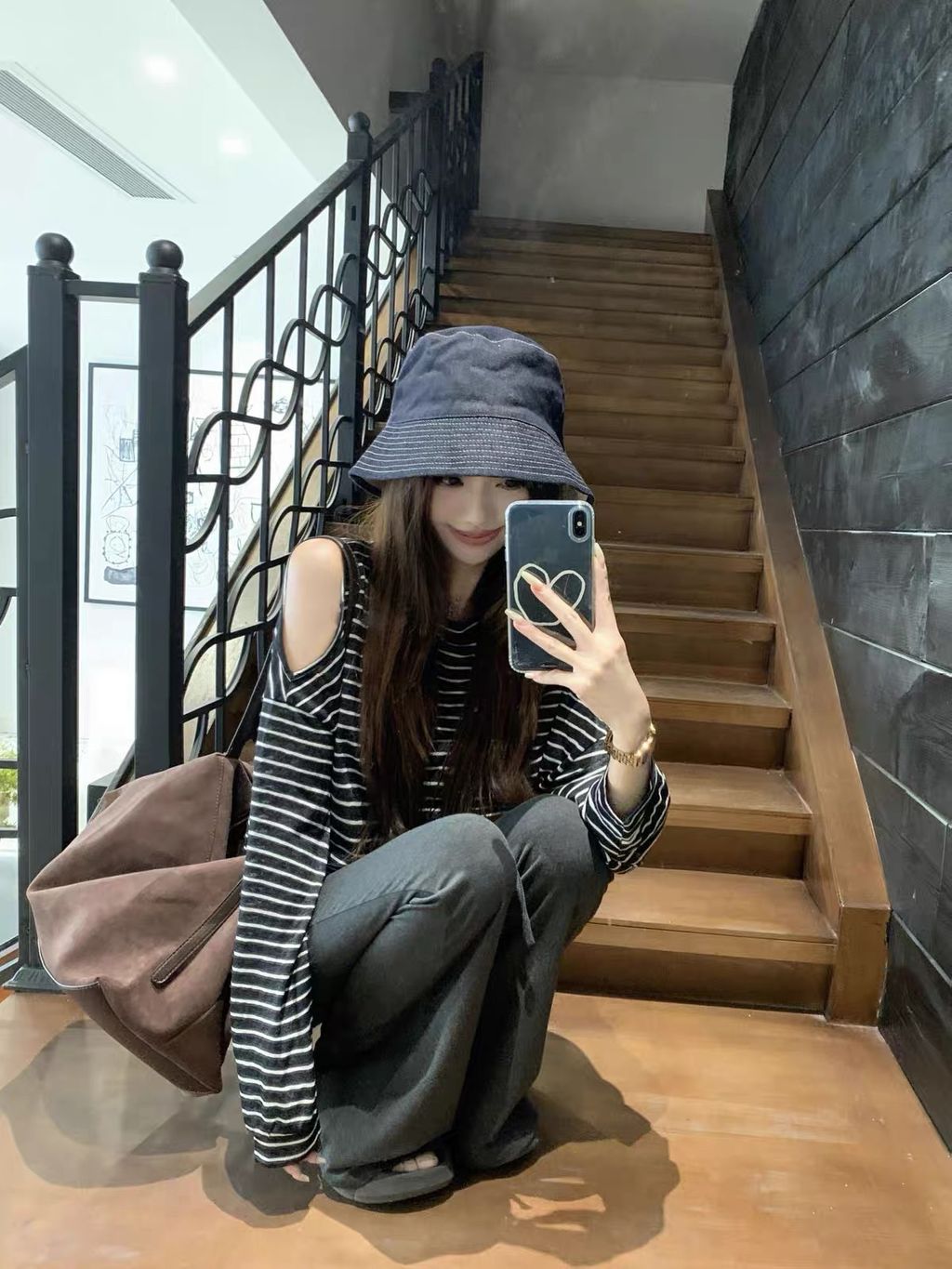 3dc2557e9e0fc3c9090f8297608a42dc