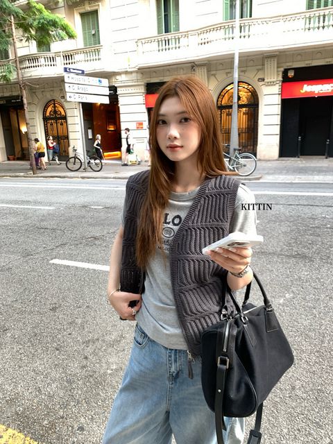 183bbdb892224c6d5d5c3cab81024c1a