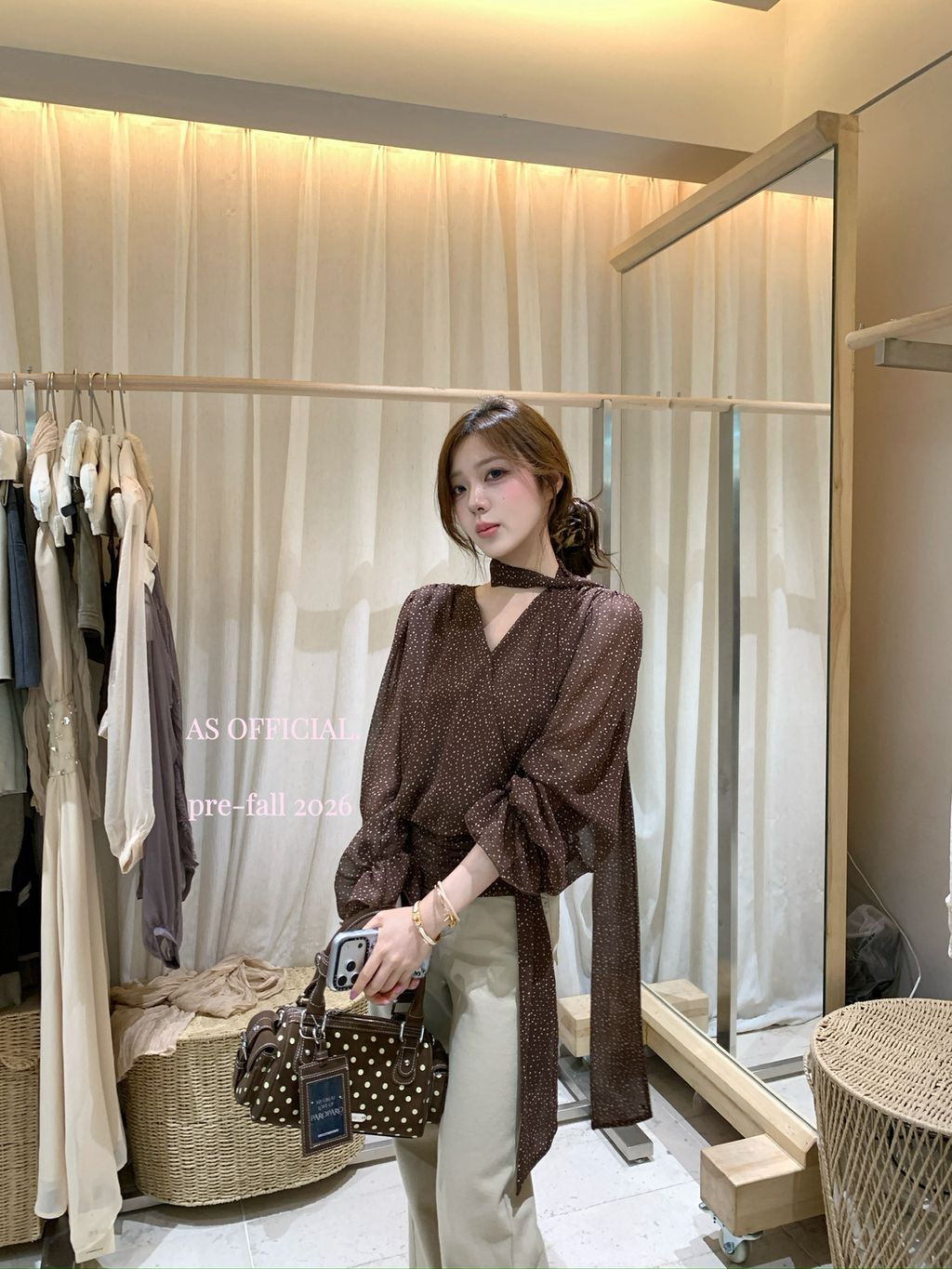 b13dc1ec87a84a63f1d7038f643674ef