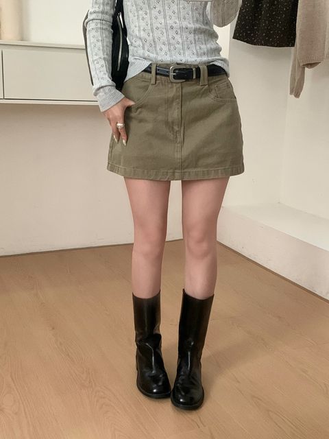 9e51698a904eeb15bf79041ca7fa2b6d