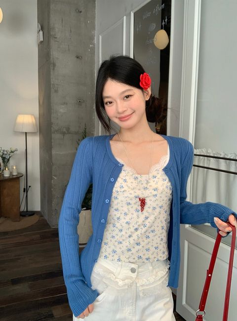 a64694e18a49ad79a0aa69051d3585bd