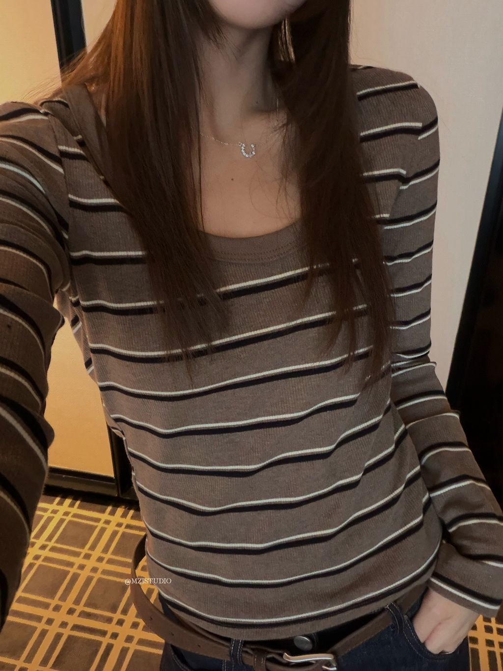 4703bebf03869895aaf452b585447709