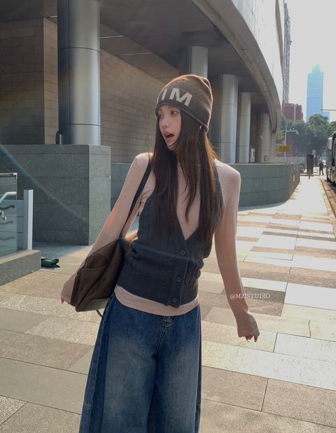 893dfcd92702099a2570a74af589ab4f