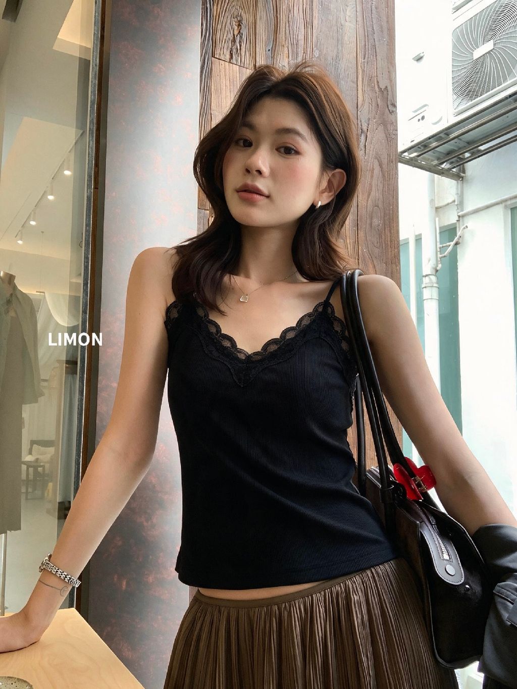 077ccf4e8f6752a5ca464f18d8dcec58
