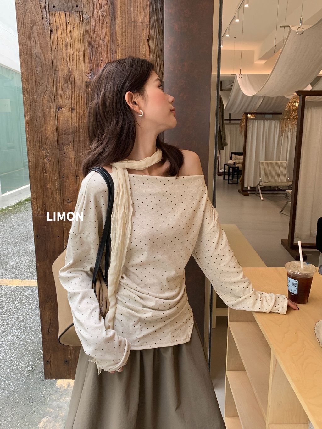 00ef5d9b27f01b5351fcea185ecd7d9a