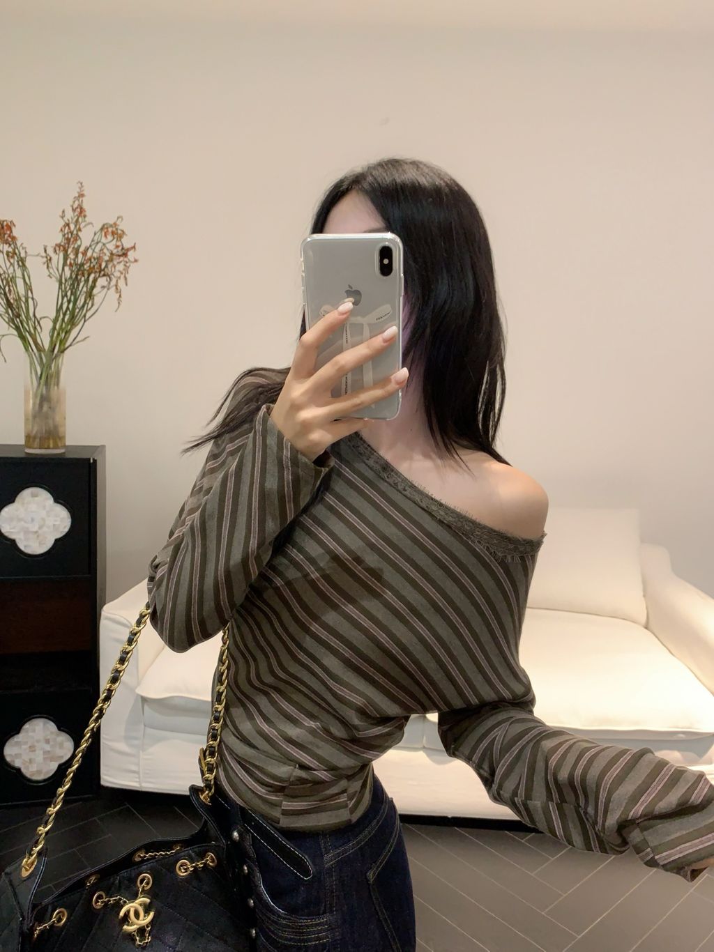 ebee3d7b18a68d66d4033583d189b7ed