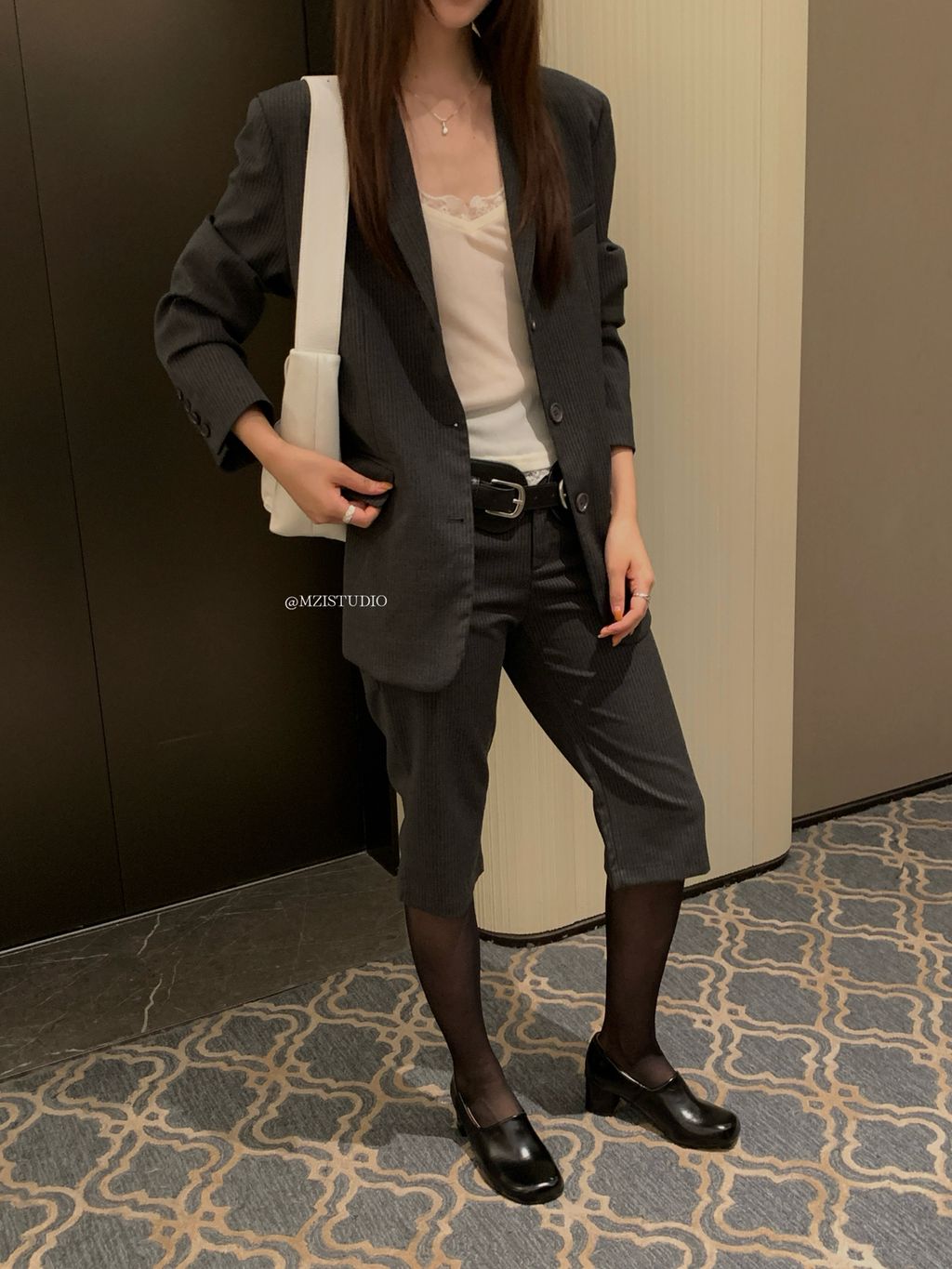 eb187390cf954c3ae1f7049d1a7ab99b