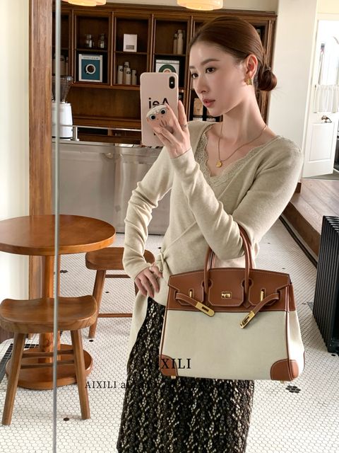 aece9e840bbb55917dc9cb919f7110bf