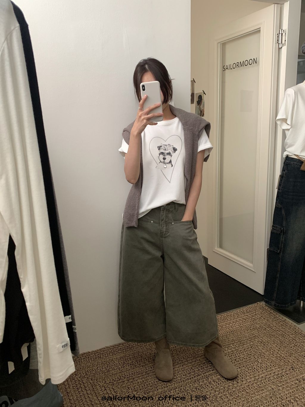 b7708908eb1230dc9744a7a3333ffb72