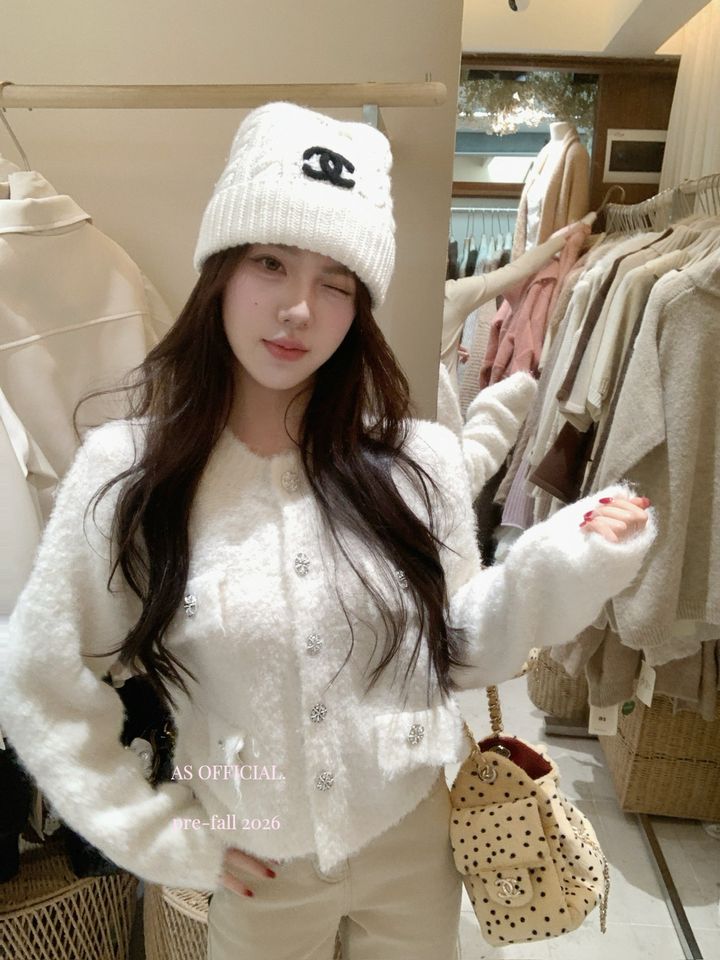 53c925ea62fd5c5ceb81b90b243453bb
