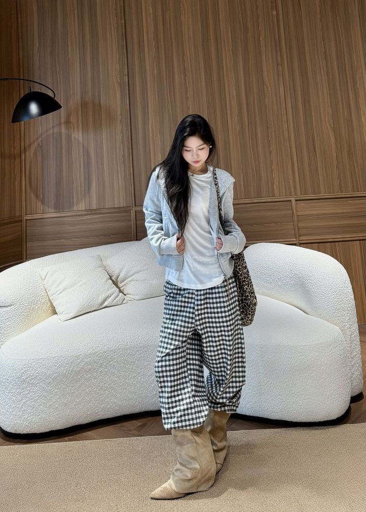73cd4e6e1ddaae51bbd8c8b3f2d01949