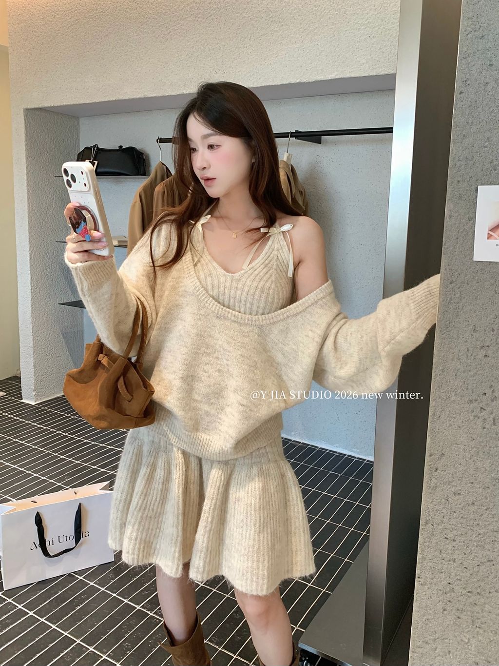 22ea63bc8ae4cc8a0b93b91676a1735a