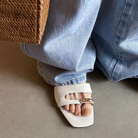 O1-CN01-Ykv-YA11ub-FDj8-UZWn-2215609186055-0-cib