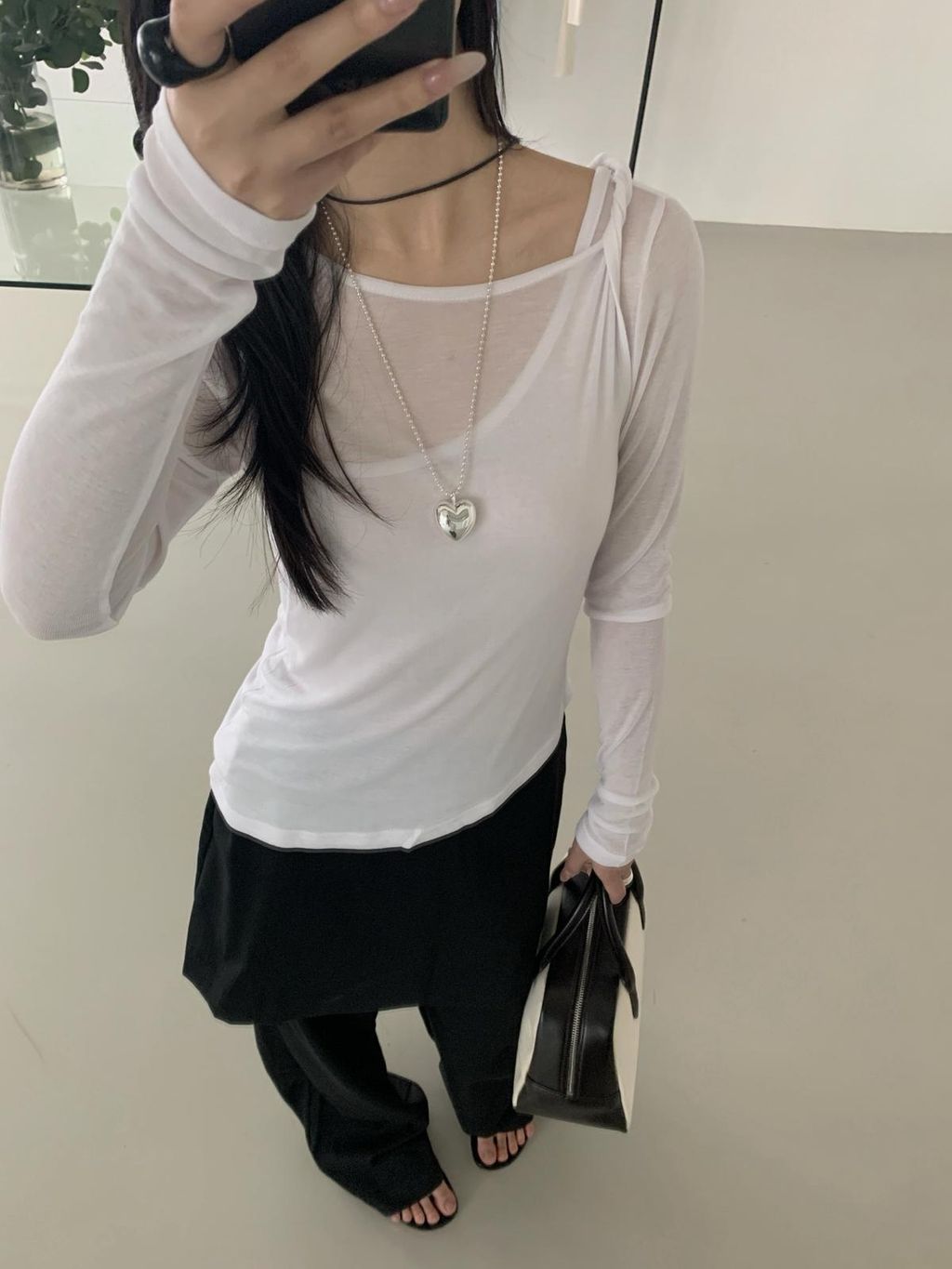 813aqo