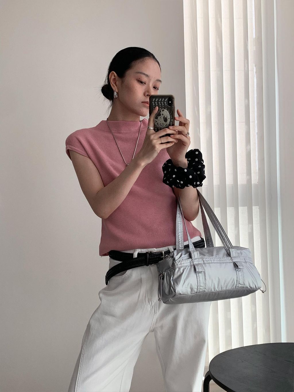yvw74x