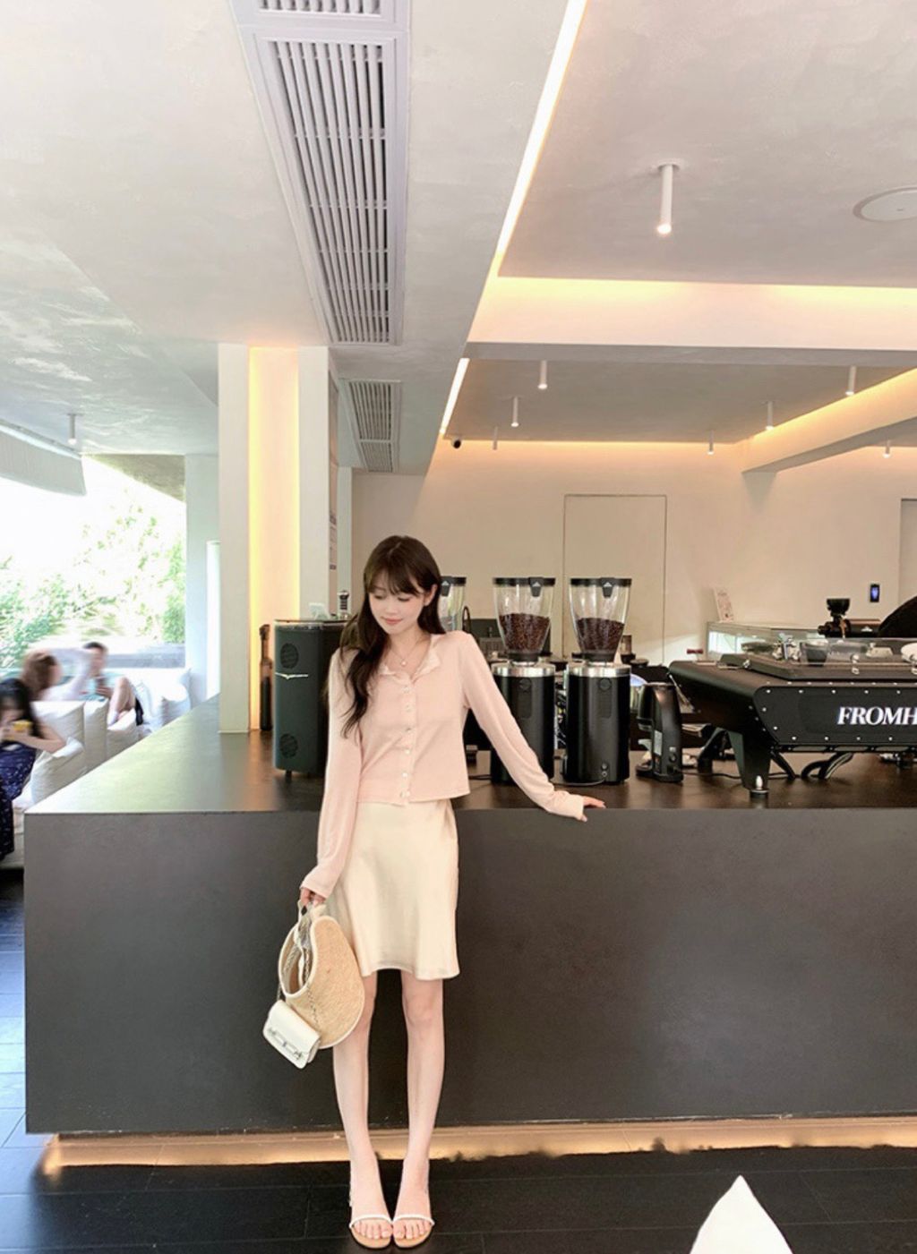 0647ab1b6794b49b94dc267a6d530018