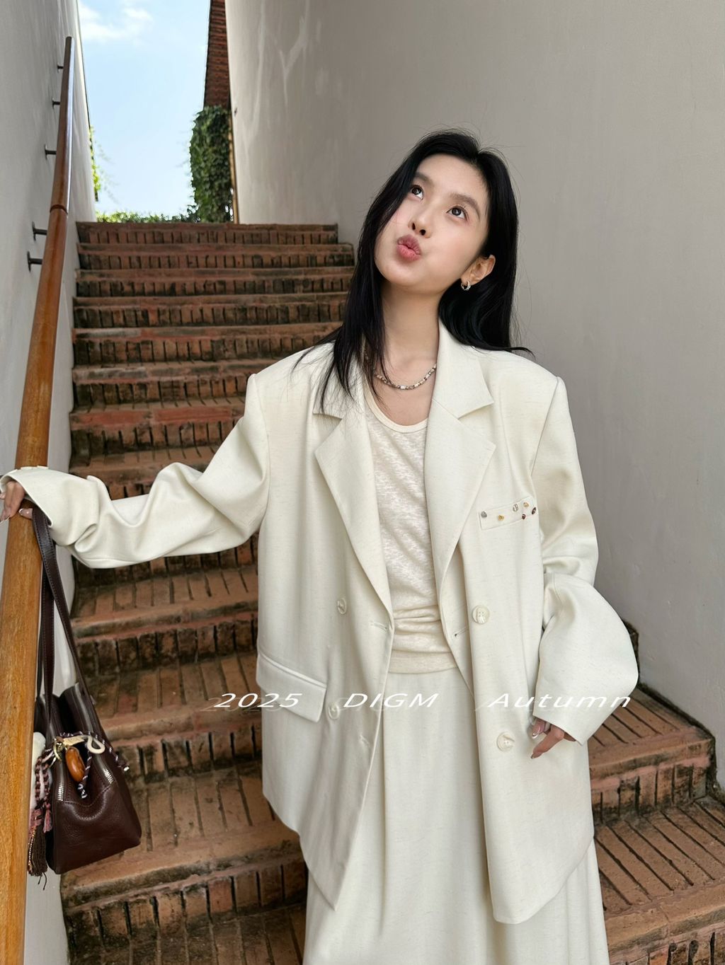 71c28b5209f89c72e9a02342fad33c94