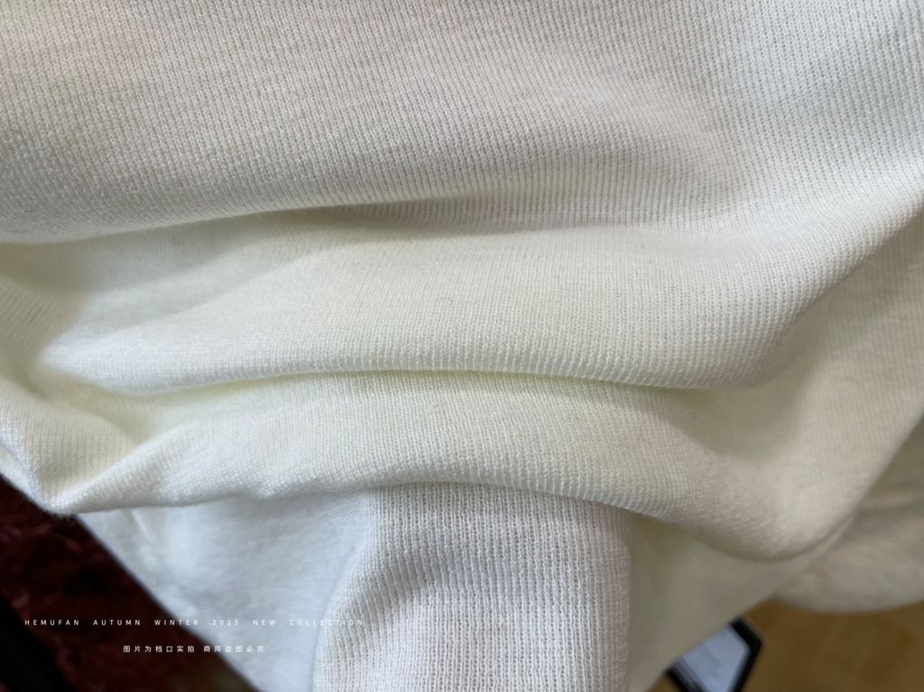 39b9d77abeb9ab67020c04e58a6a426d