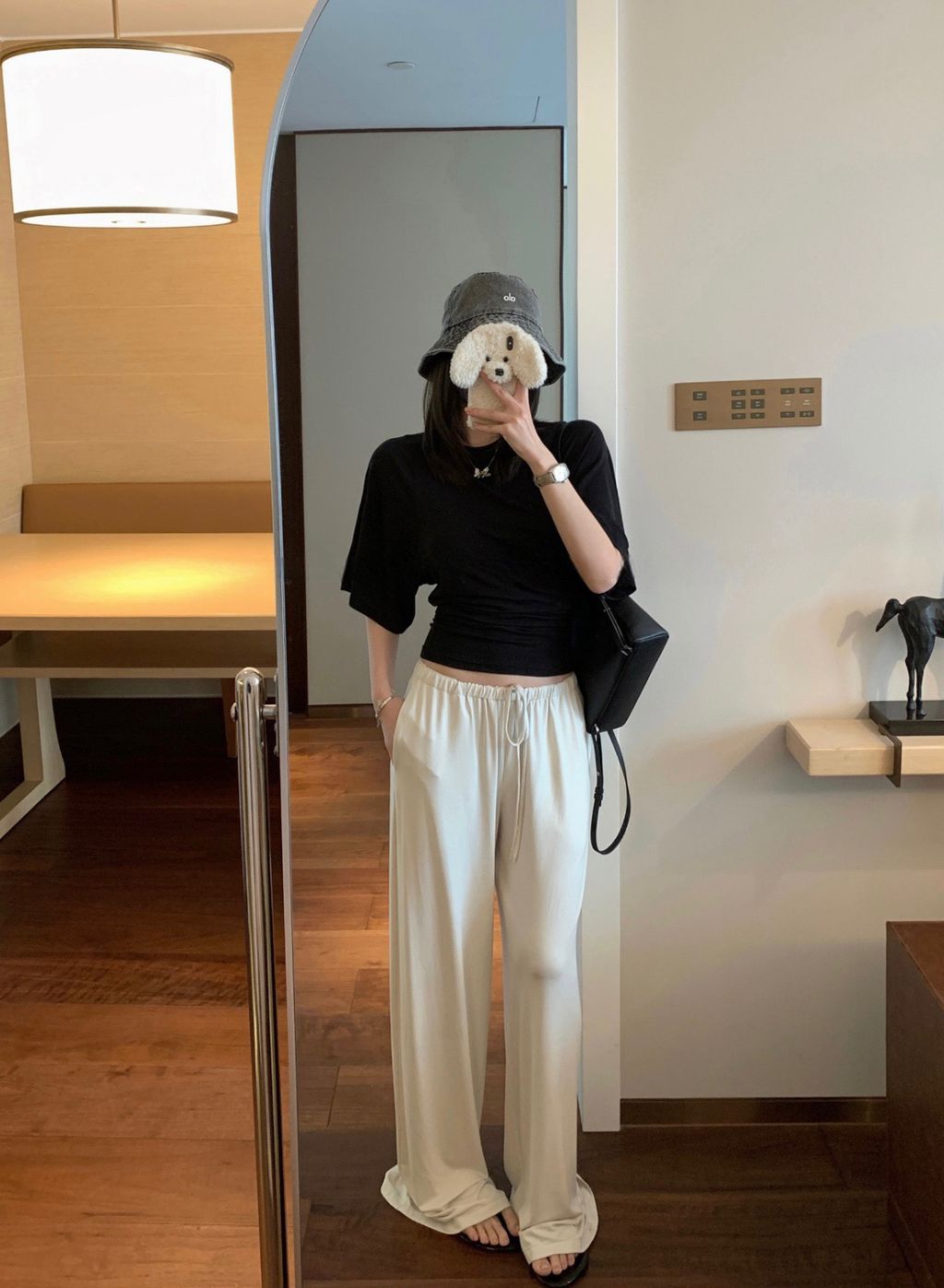 e3f31330115fb3b4d2923712fc05f438