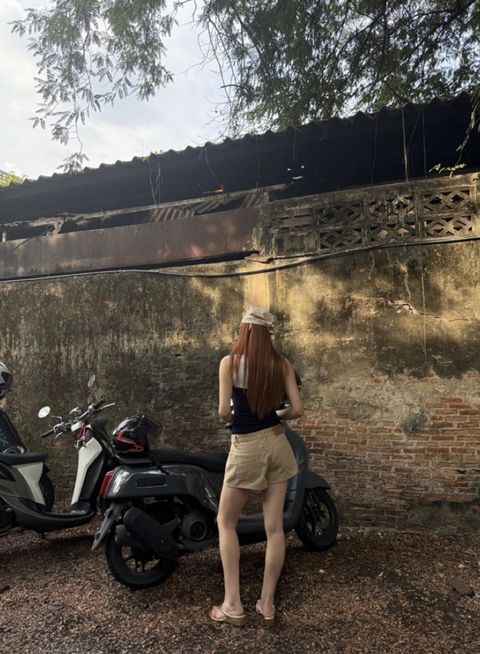 1880da584cb1c2a14e5d6efcf10d4389