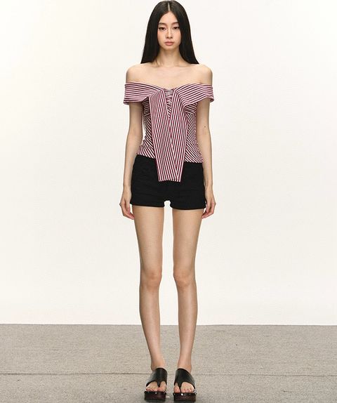 9a5f5ef75cfb1ab7a8014caf30538be3