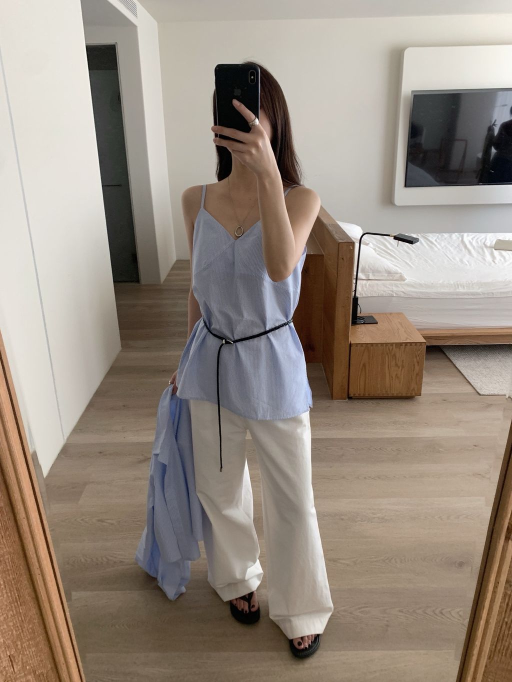 56865c1108c4b71725aee9b867e410f2