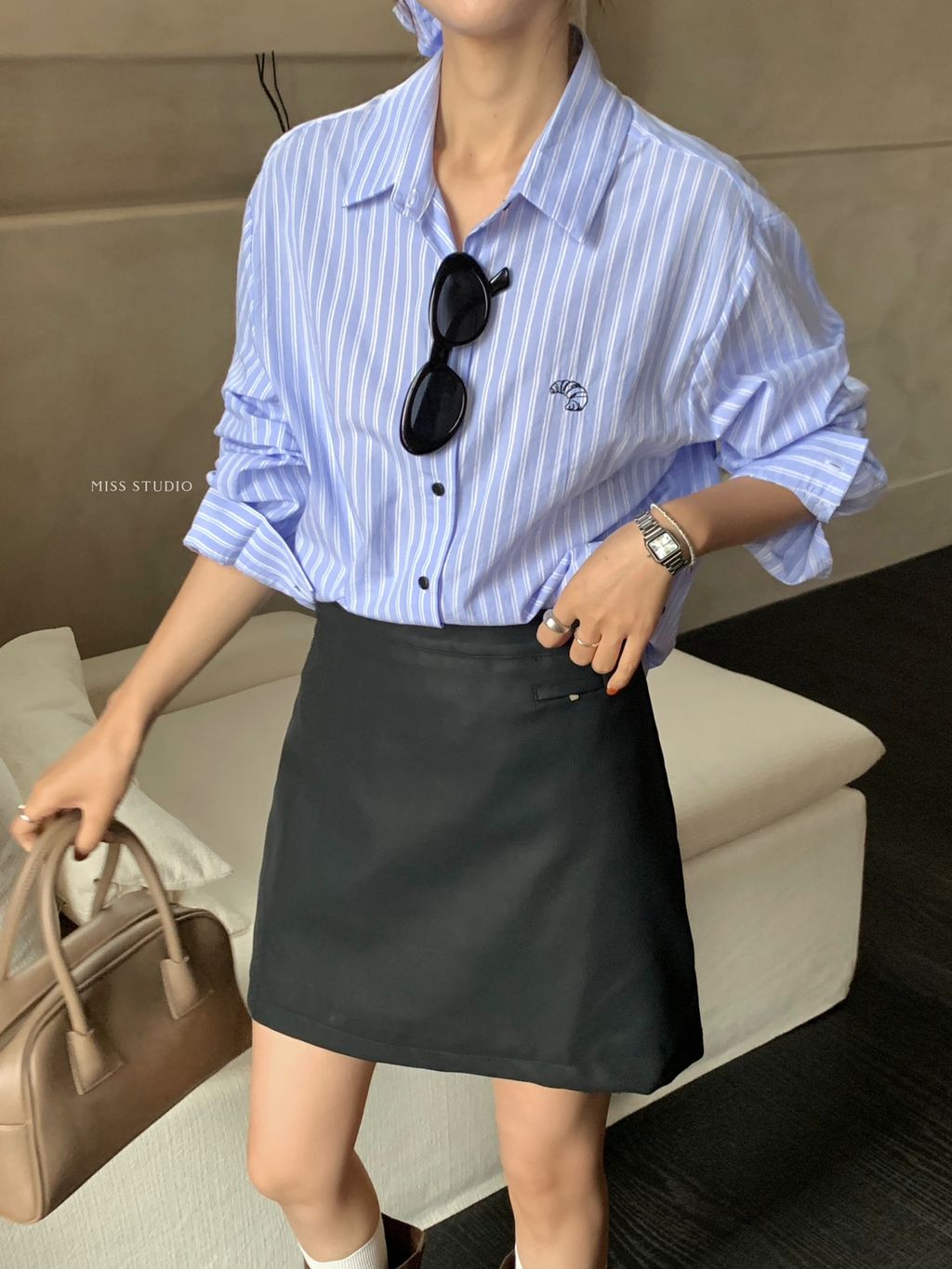 163eeec7f3a9e54f32324c66f5572589