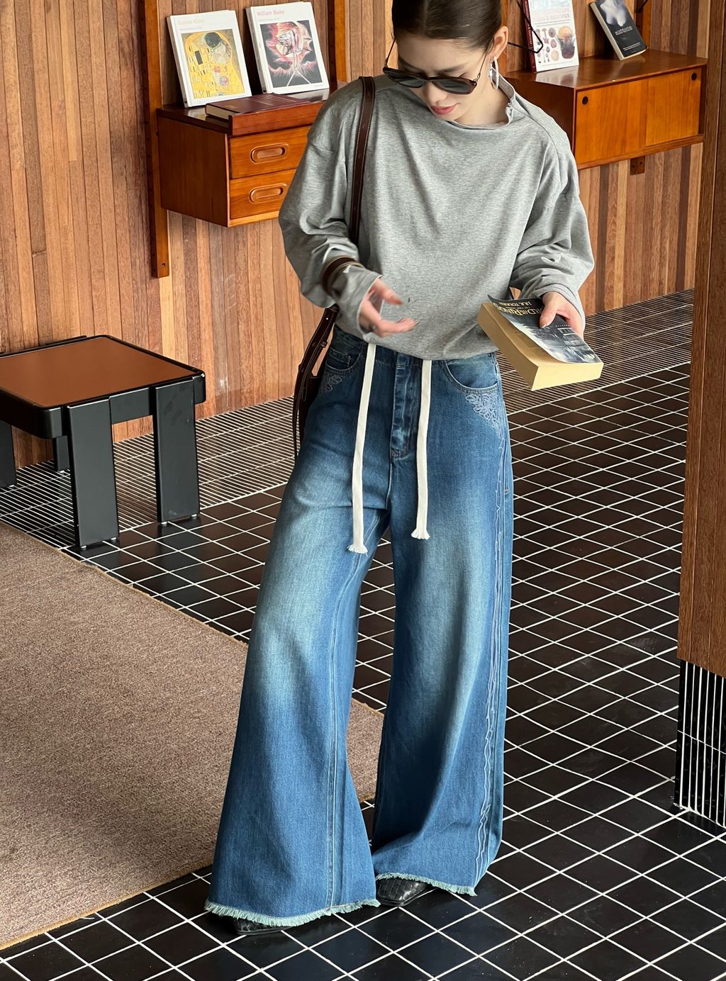 25c656103a24f9579eedbd8002892a01