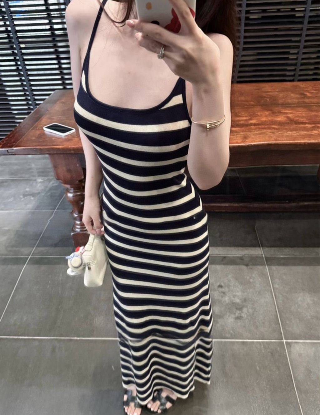 54646d8d513b38317a75a97833e8a7f4