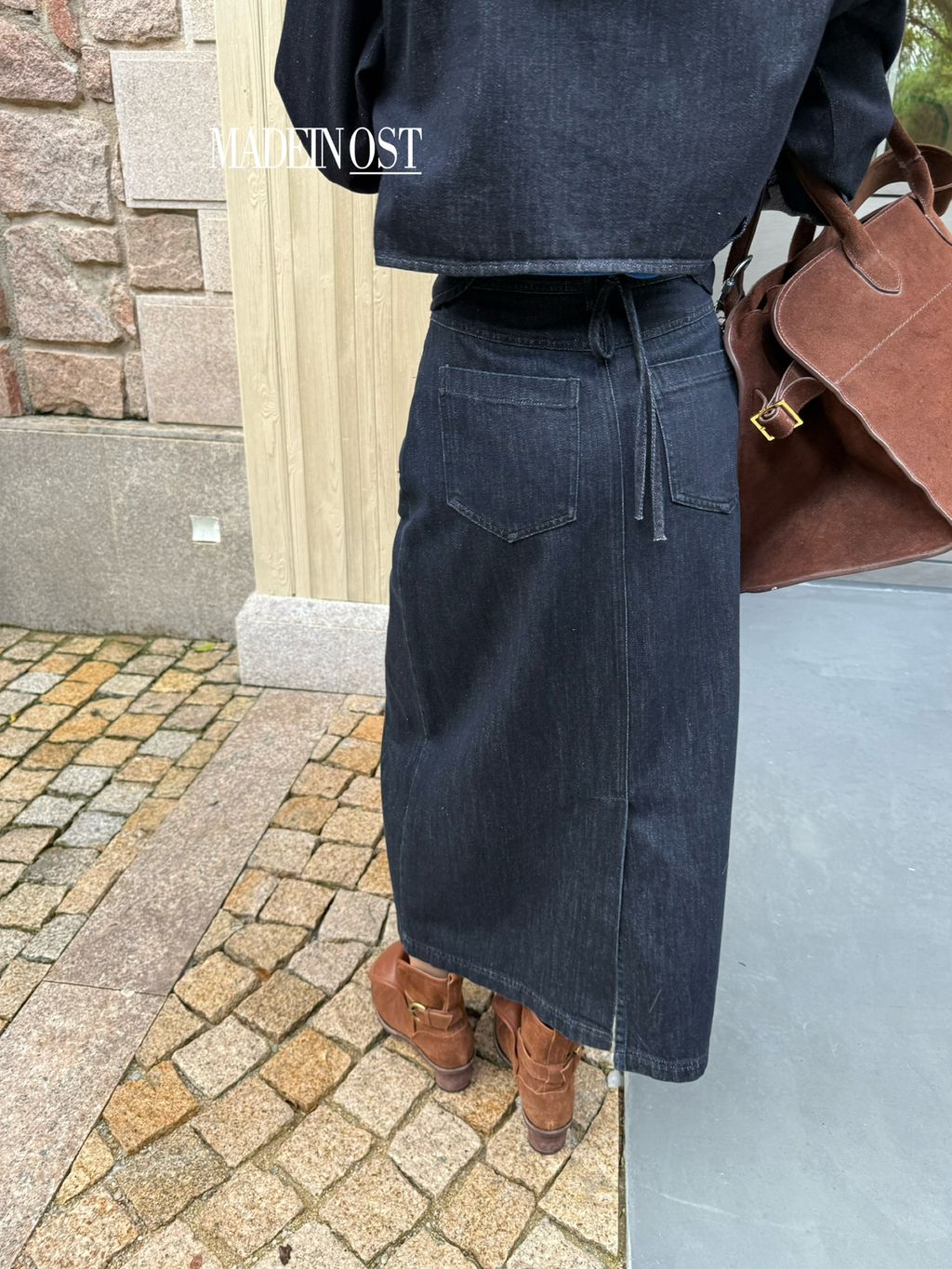 d40093a58d734acf55a5aea69209fe5e