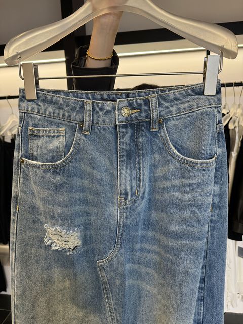 f502b5bbc1679036ea0a5ba1023b6318