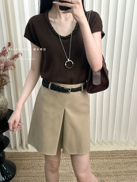 1298e5816bcd4421be43d12701566499