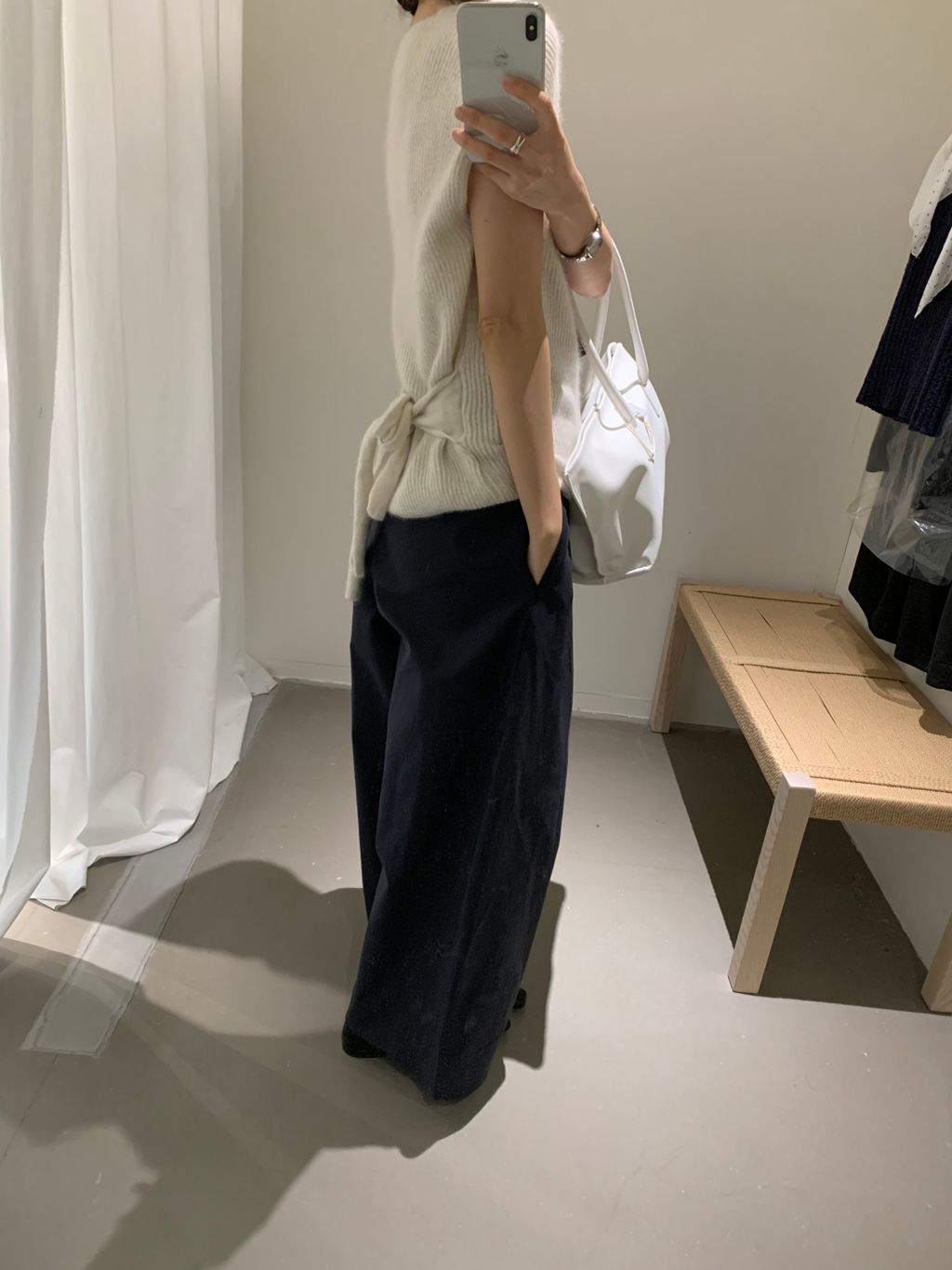 8586a3ebaf297a30e460fa05b4f1dc1c