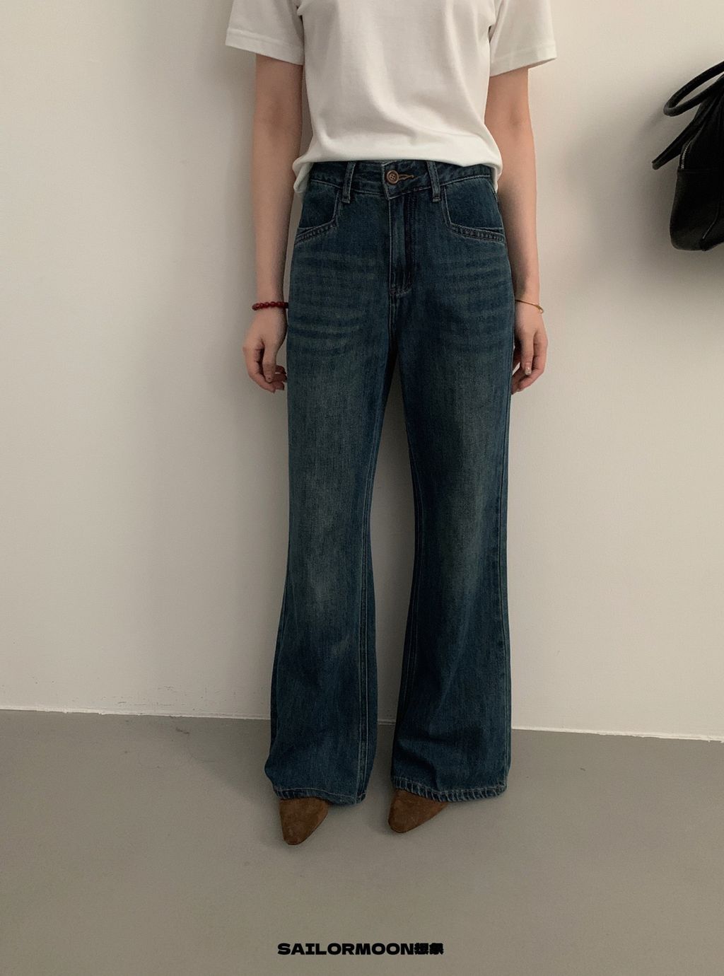 b613290e5b5f41b708db0d2a9a4872d9