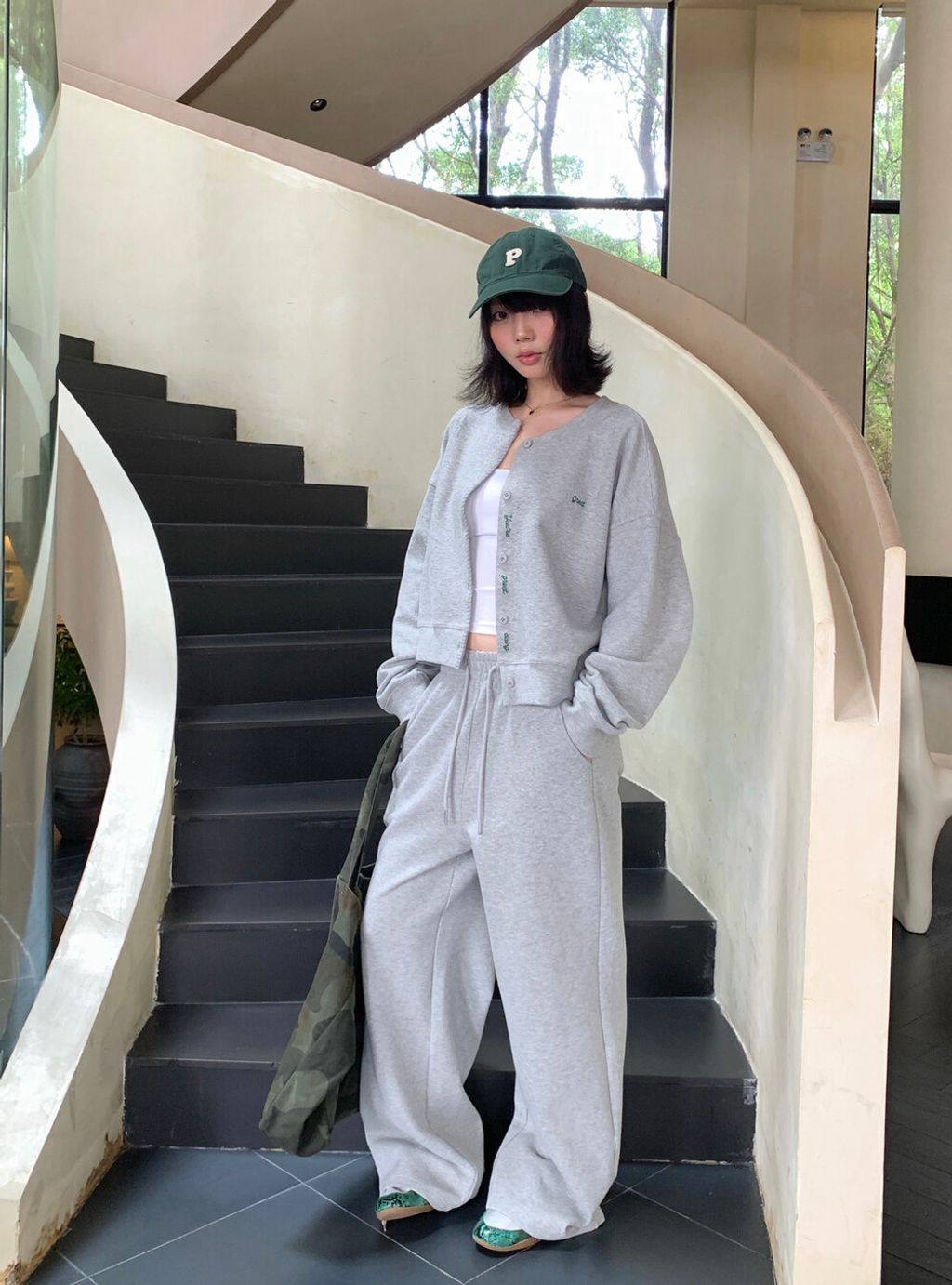 9b51540985686cf3d8d01545ddc967f7