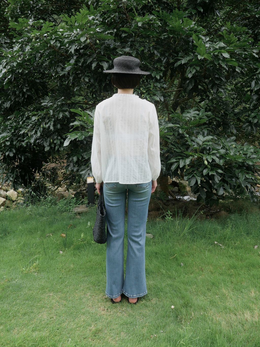 81b450798d90e25b2b3ac7c37a2f6698