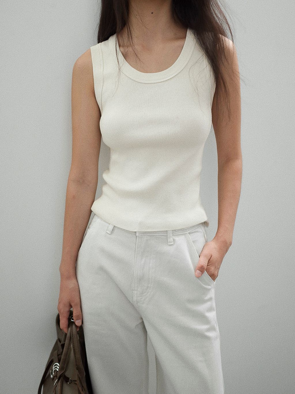 f4fd8703d2410ad00e181d936e426d82