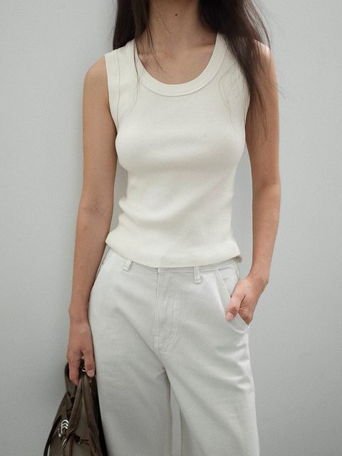 f4fd8703d2410ad00e181d936e426d82