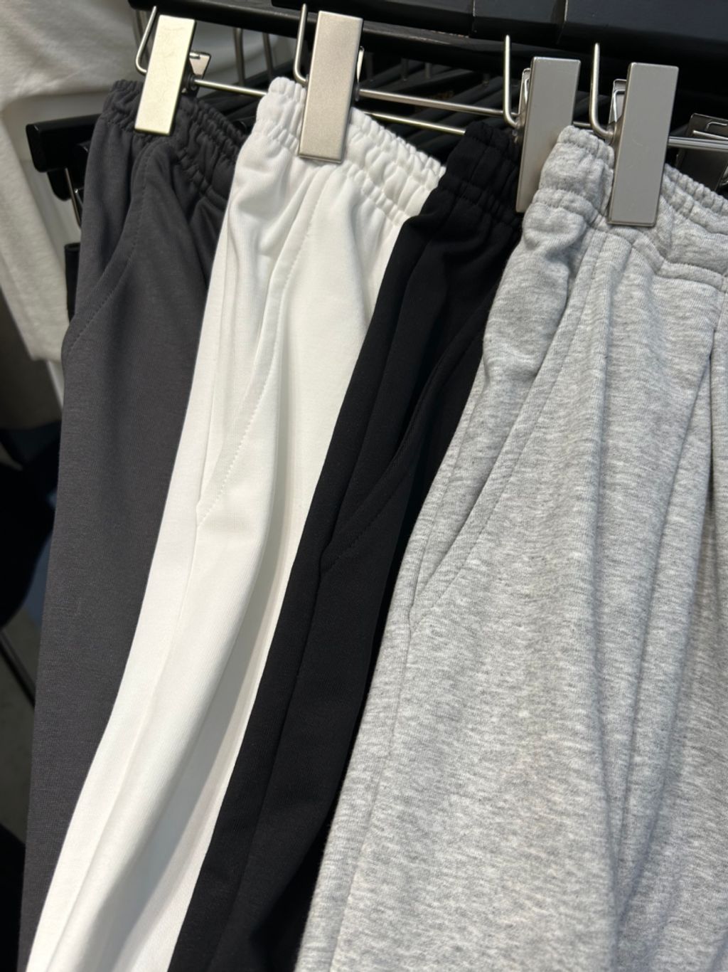 7ce6cd1785aeb45f8aef54dce35d2251