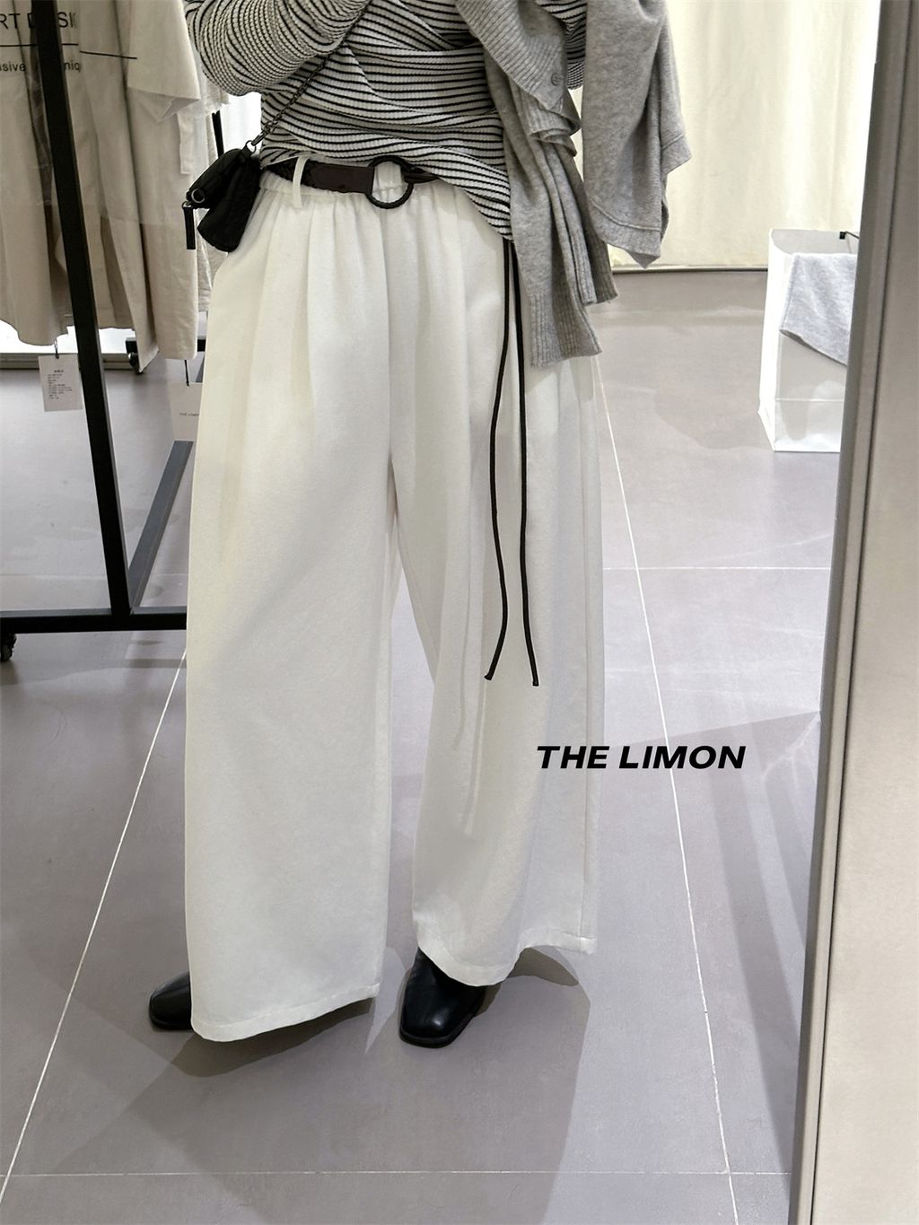 54bf5e35e63cbd58749664593c275481