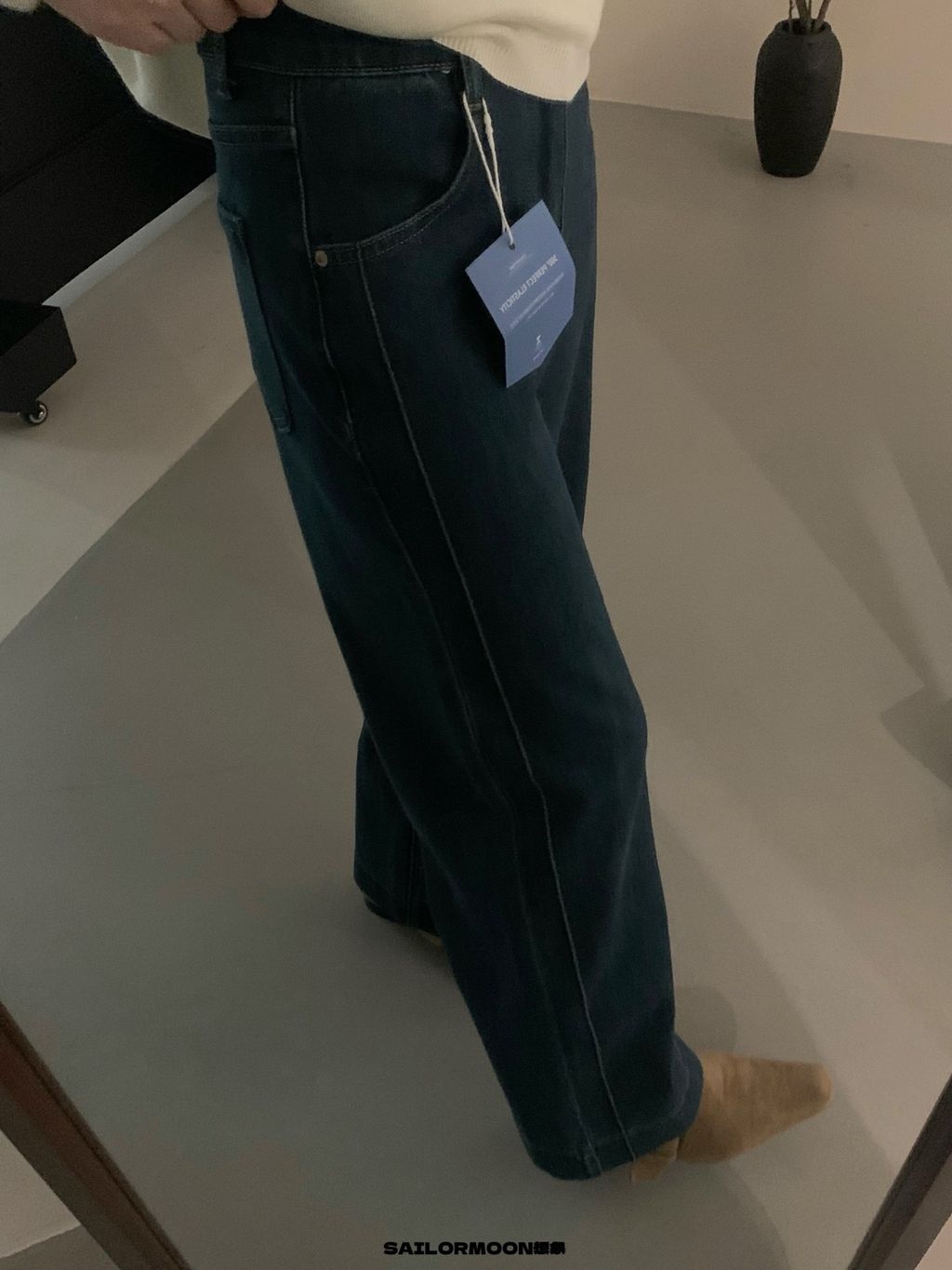 4910f0eaafa64224f819569b6c7d4b5a